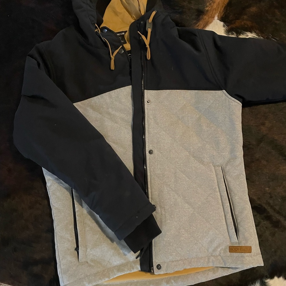Body glove snow jacket. Worn twice!